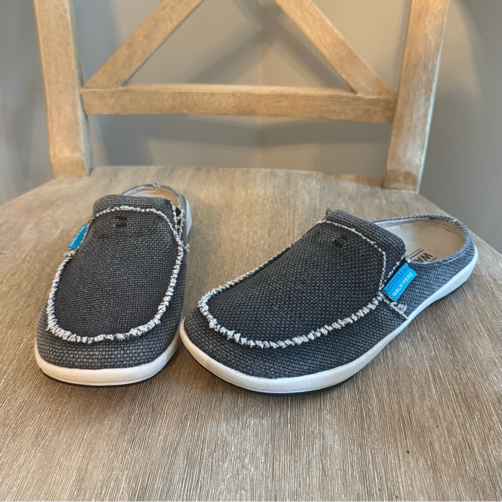 Walk Hero Canvas Arch Support Slip on shoes Grey/womens size 7.5